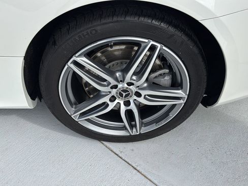 Used 2020 Mercedes-Benz E 450 4MATIC Cabriolet image 32