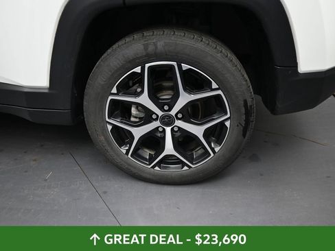 Used 2025 Jeep Compass Limited AWD/4WD image 16