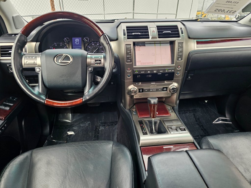Used 2015 Lexus GX 460 w/ Premium Package AWD/4WD image 17
