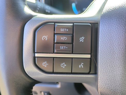 Used 2024 Ford F350 Lariat image 17