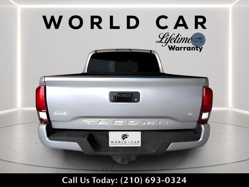 Used 2023 Toyota Tacoma SR AWD/4WD image 9