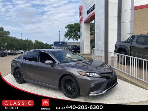 Used 2021 Toyota Camry XSE FWD image 1