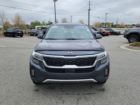 Used 2021 Kia Seltos SX w/ SX Sunroof Package AWD/4WD image 2
