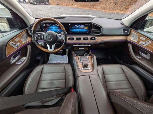 Used 2023 Mercedes-Benz GLS 580 4MATIC image 31