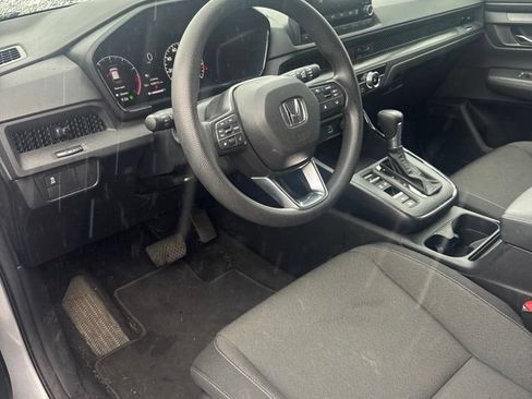 Used 2025 Honda CR-V LX image 2