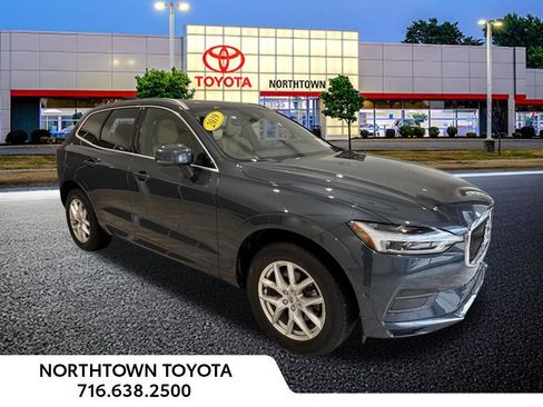 Used 2019 Volvo XC60 T5 Momentum w/ Multimedia Package AWD/4WD image 17