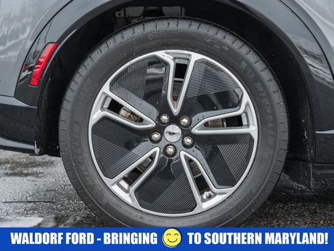 Used 2023 Ford Mustang Mach-E Premium image 17