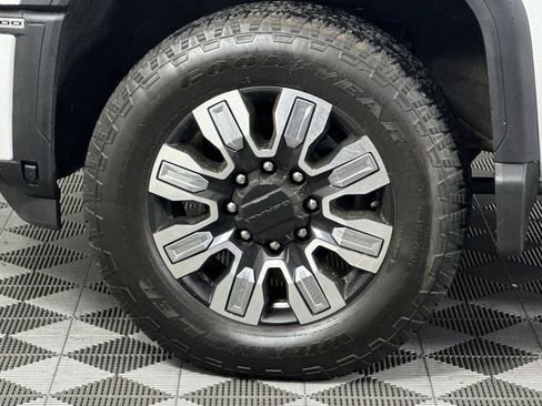 Used 2024 GMC Sierra 3500 Denali w/ Denali Reserve Package image 26