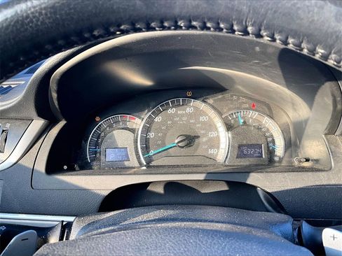 Used 2014 Toyota Camry SE image 11