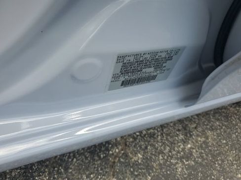 Used 2025 Nissan Versa SR w/ Trunk Package FWD image 23