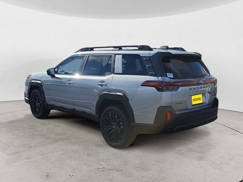 New 2026 Subaru Outback Limited XT image 3