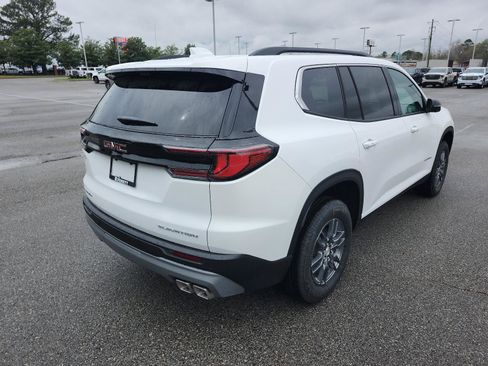 New 2026 GMC Acadia Elevation FWD image 3