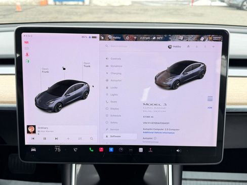 Used 2018 Tesla Model 3 Long Range image 20