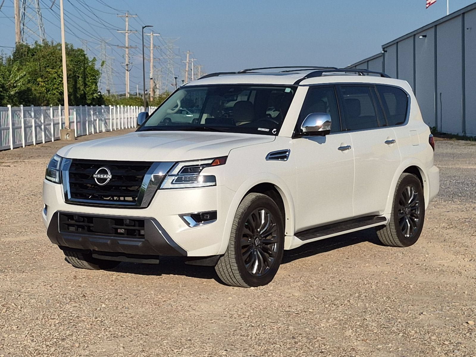 Used 2024 Nissan Armada Platinum w/ Captain's Chairs Package RWD image 10
