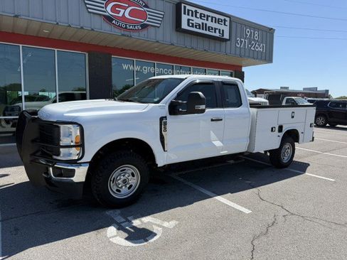 Used 2023 Ford F250 XL w/ XL Driver Assist Package AWD/4WD image 1
