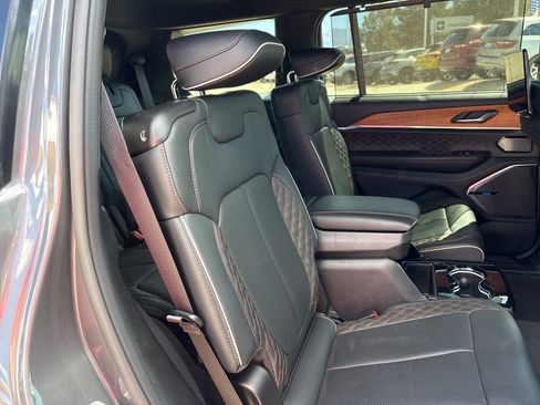 Certified 2023 Jeep Grand Cherokee L Summit AWD/4WD image 22
