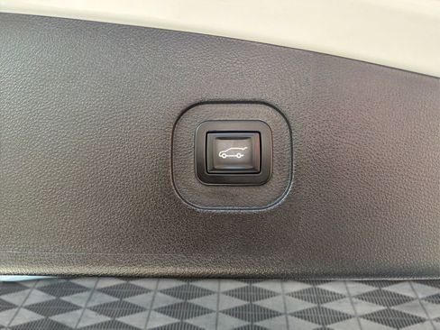 Used 2017 GMC Terrain SLT w/ Open Road Package image 41