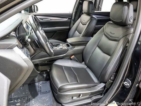 Certified 2023 Cadillac XT5 Luxury image 9