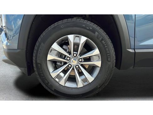 Certified 2026 Chevrolet Equinox LT w/ Convenience Package II AWD/4WD image 34