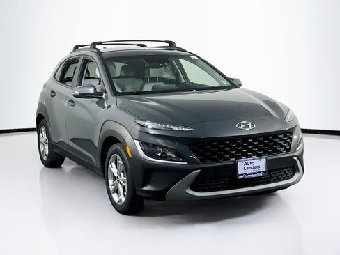 Used 2023 Hyundai Kona SEL AWD/4WD image 3