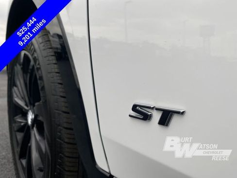 Used 2025 Buick Envista Sport Touring image 32