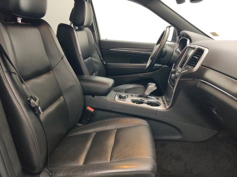 Used 2018 Jeep Grand Cherokee Limited w/ Trailer Tow Group IV AWD/4WD image 21