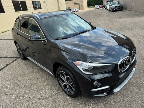 Used 2018 BMW X1 xDrive28i w/ Convenience Package AWD/4WD image 13