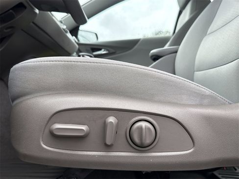 Used 2023 Chevrolet Malibu LT w/ Driver Confidence Package image 27