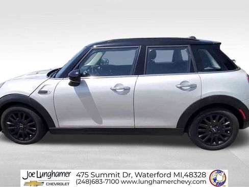Used 2016 MINI Cooper 4-Door Hardtop FWD image 6