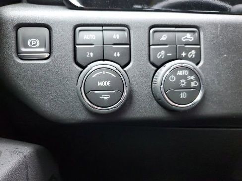 New 2026 Chevrolet Silverado 1500 RST AWD/4WD image 25