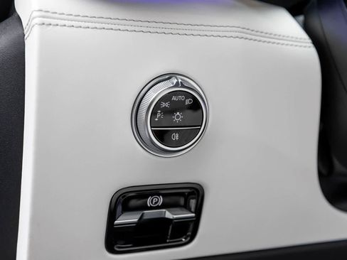 Used 2025 Mercedes-Benz AMG GT 63 image 29