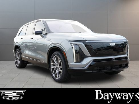 New 2026 Cadillac Vistiq Sport w/ LPO, Floor Liner Package image 3