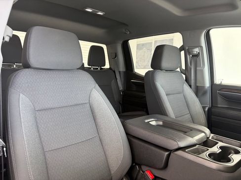 Used 2023 Chevrolet Silverado 1500 LT AWD/4WD image 39
