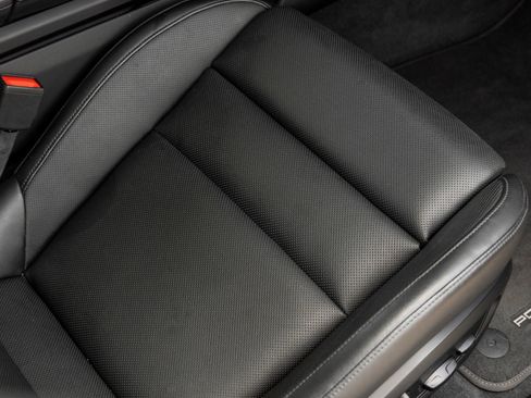Certified 2020 Porsche Taycan 4S AWD/4WD image 42