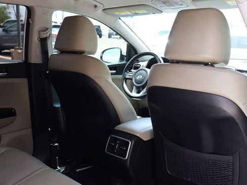 Used 2020 Kia Sportage EX FWD image 29