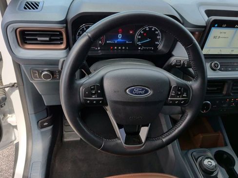 Used 2022 Ford Maverick Lariat FWD image 15