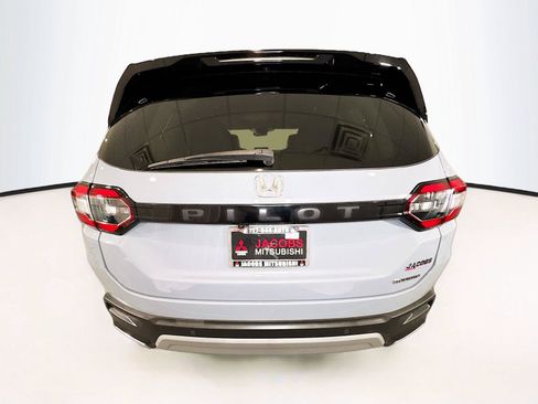 Used 2025 Honda Pilot Touring image 27