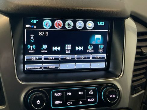 Used 2020 Chevrolet Suburban LT image 16