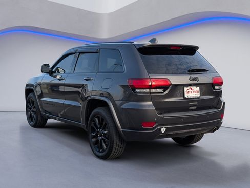 Used 2020 Jeep Grand Cherokee Altitude image 7