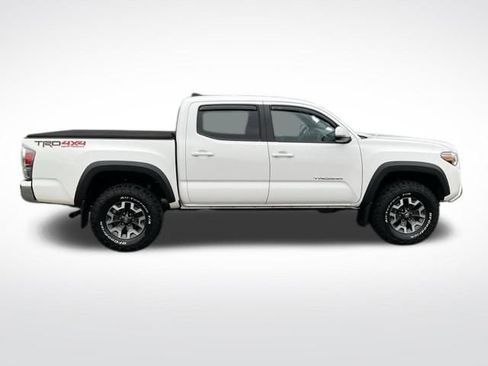 Used 2020 Toyota Tacoma TRD Off-Road image 8