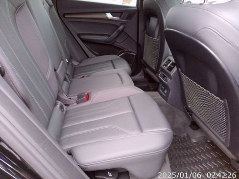 Certified 2023 Audi Q5 2.0T Premium Plus w/ Premium Plus Package image 37