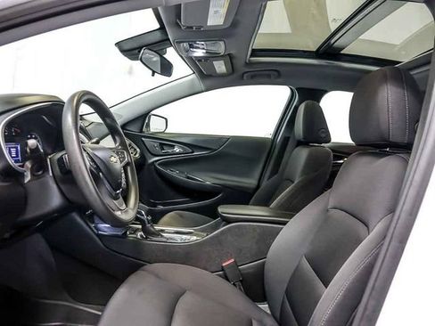 Certified 2024 Chevrolet Malibu LT FWD image 13