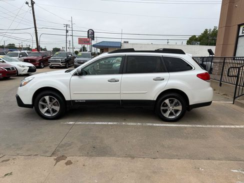 Used 2014 Subaru Outback 3.6R Limited AWD/4WD image 8