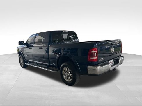 Used 2022 RAM 2500 Laramie AWD/4WD image 4