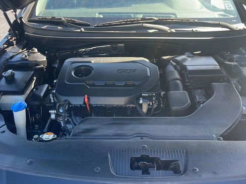 Used 2015 Hyundai Sonata SE w/ Option Group 09 FWD image 25