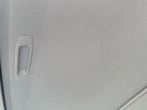 Used 2018 Toyota Camry SE w/ Moonroof Package FWD image 14