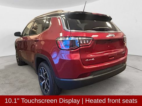 Used 2025 Jeep Compass Limited AWD/4WD image 3