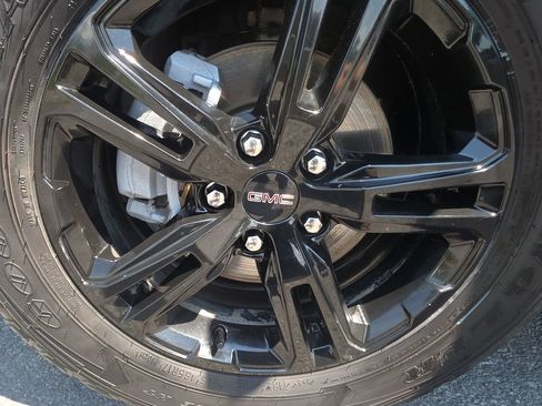 Certified 2023 GMC Terrain AT4 AWD/4WD image 36