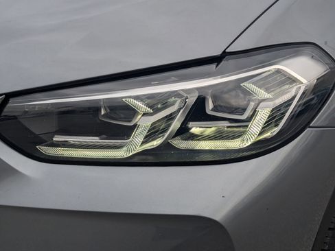 Used 2024 BMW X3 xDrive30i image 10