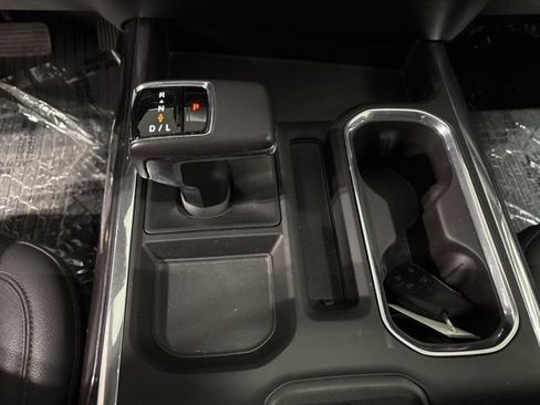 Used 2022 Chevrolet Silverado 1500 LTZ w/ LTZ Premium Package AWD/4WD image 25